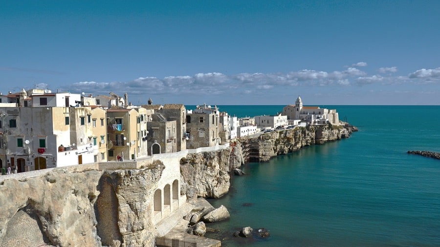 15 Best Places to Visit in Puglia (Apulia), Italy 7
