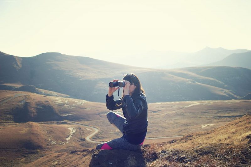 Best Binoculars for Hiking 5